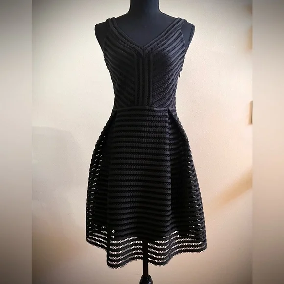 Express Black Textured Mini Dress - Picture 1 of 5